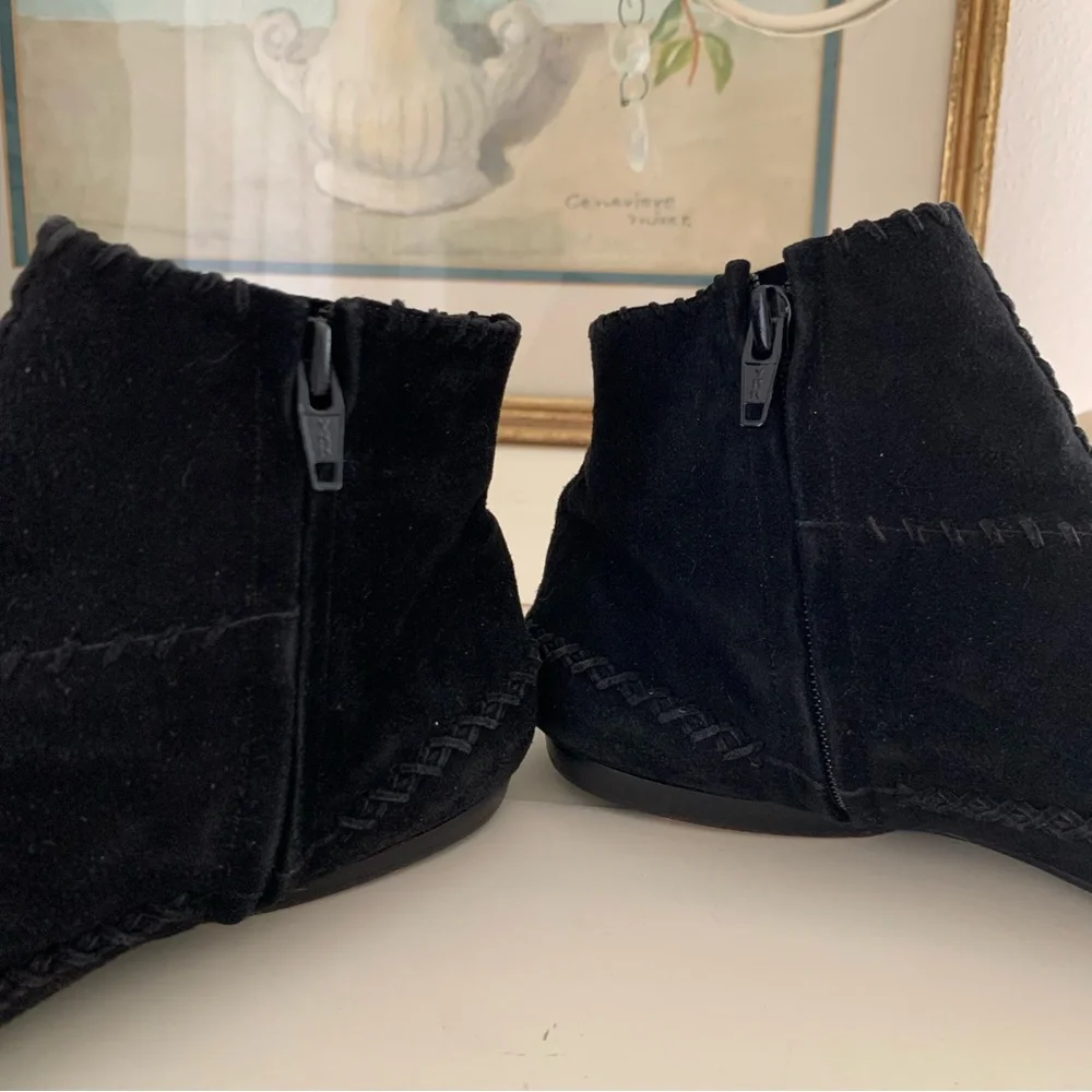 Susan Bennis Warren Edwards Black Suede Beaded Native American Tribal Boots